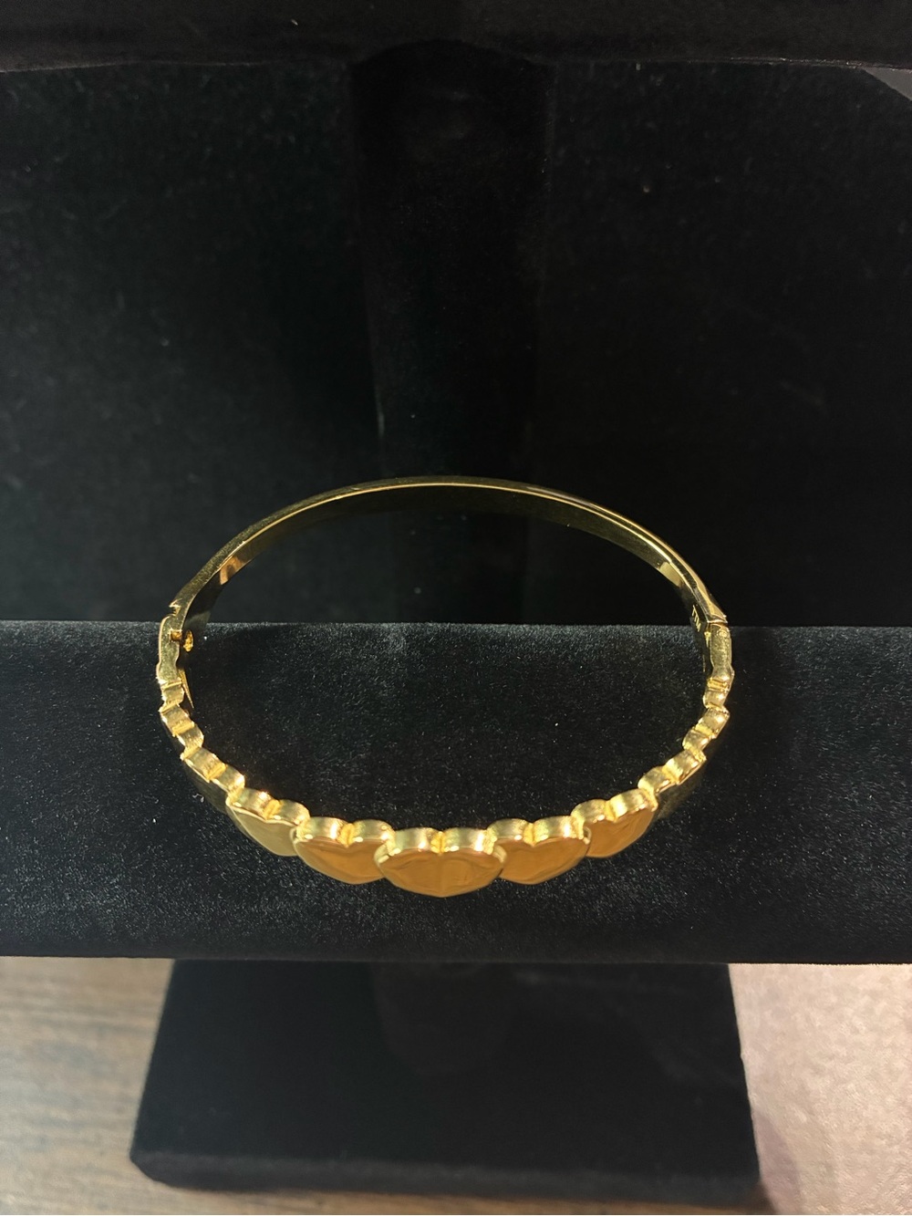 Gold Heart Link Bangle Bracelet - Women's Gold Bracelet